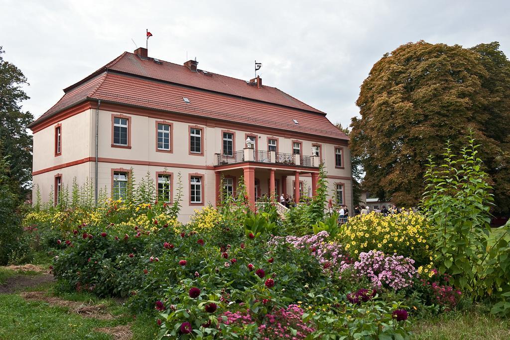 Schloss Lohm Esterno foto
